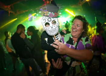 Raver Tots Family-Friendly Rave Is Coming to Cardiff This Weekend!